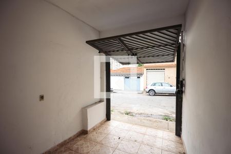 Casa à venda com 100m², 1 quarto e 1 vaga Casa à venda com 100m², 1 quarto e 1 vagaGaragem