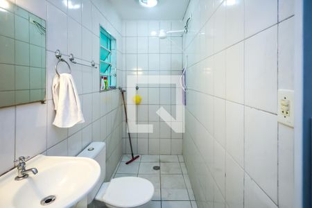 Casa à venda com 100m², 1 quarto e 1 vaga Casa à venda com 100m², 1 quarto e 1 vagaBanheiro