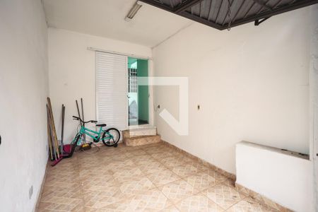 Casa à venda com 100m², 1 quarto e 1 vaga Casa à venda com 100m², 1 quarto e 1 vagaGaragem