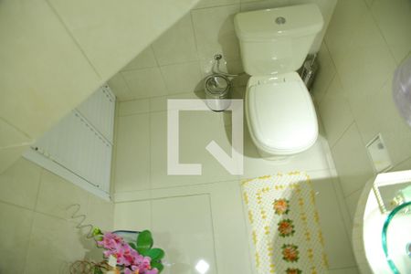 Casa à venda com 120m², 2 quartos e 2 vagasLavabo 