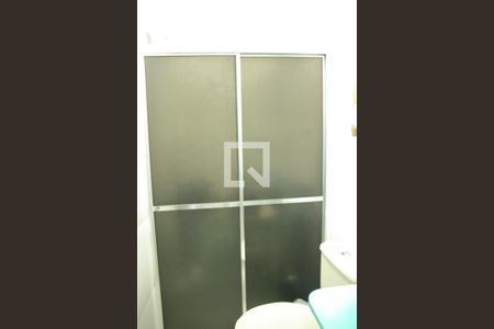 Casa à venda com 120m², 2 quartos e 2 vagasBanheiro da Edícula