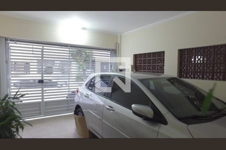 Casa à venda com 120m², 2 quartos e 2 vagas Casa à venda com 120m², 2 quartos e 2 vagasGaragem