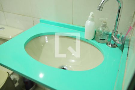 Casa à venda com 120m², 2 quartos e 2 vagasBanheiro da Edícula