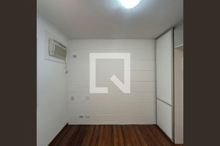 Suíte de apartamento à venda com 2 quartos, 64m² em Caxingui, São Paulo