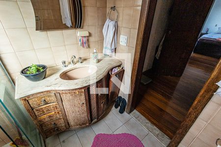 Apartamento à venda com 270m², 4 quartos e 3 vagas Apartamento à venda com 270m², 4 quartos e 3 vagasSuite