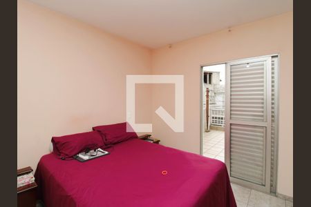 Casa à venda com 185m², 4 quartos e 2 vagasSuíte