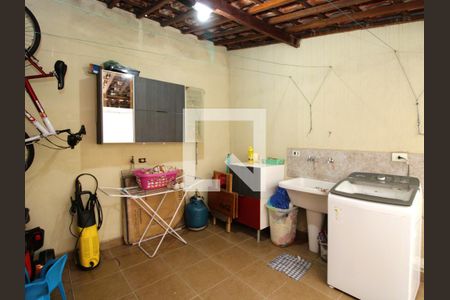 Casa à venda com 185m², 4 quartos e 2 vagasÁrea de Serviço