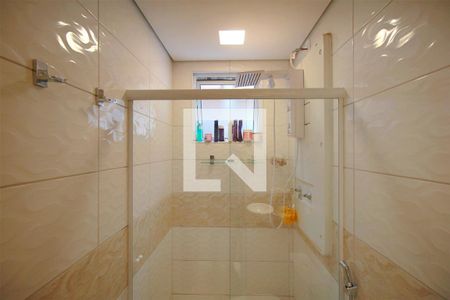 Apartamento à venda com 240m², 3 quartos e 3 vagasBanheiro da Suíte