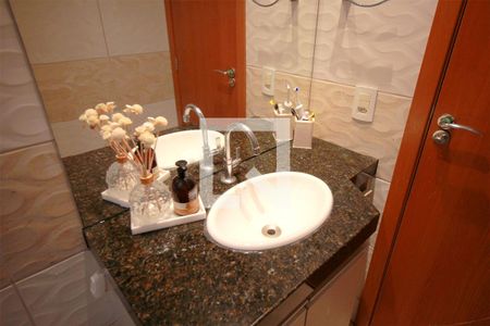 Apartamento à venda com 240m², 3 quartos e 3 vagasBanheiro da Suíte