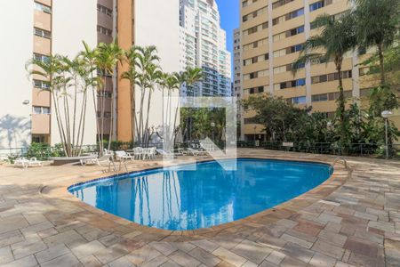 Apartamento para alugar com 115m², 3 quartos e 1 vaga Apartamento para alugar com 115m², 3 quartos e 1 vagaÁrea comum - Piscina