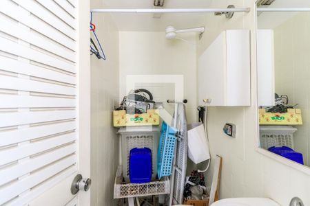 Apartamento para alugar com 115m², 3 quartos e 1 vaga Apartamento para alugar com 115m², 3 quartos e 1 vagaBanheiro de serviço