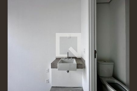 Studio à venda com 21m², 0 quarto e sem vaga Studio à venda com 21m², 0 quarto e sem vagaBanheiro