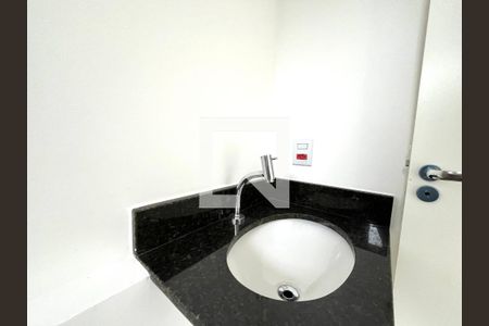 Apartamento à venda com 37m², 1 quarto e sem vaga Apartamento à venda com 37m², 1 quarto e sem vagaBanheiro da Suíte