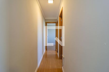 Corredor de apartamento para alugar com 2 quartos, 42m² em Parque Esmeralda, São Paulo