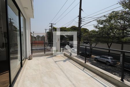 Casa à venda com 550m², 4 quartos e 2 vagasSacada Quarto 4