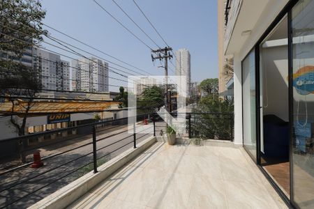 Casa à venda com 550m², 4 quartos e 2 vagasSacada Quarto 4