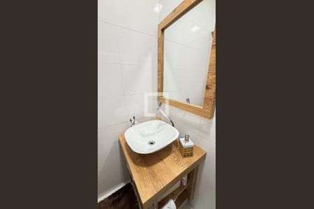 Apartamento à venda com 103m², 2 quartos e 1 vaga Apartamento à venda com 103m², 2 quartos e 1 vagaBanheiro