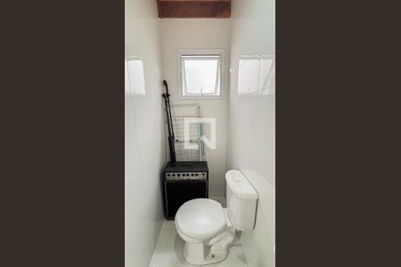 Apartamento à venda com 103m², 2 quartos e 1 vaga Apartamento à venda com 103m², 2 quartos e 1 vagaCobertura - Banheiro