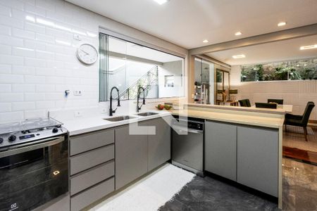 Casa à venda com 450m², 5 quartos e 4 vagas