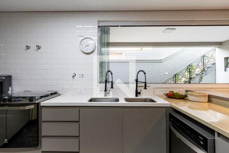 Casa à venda com 450m², 5 quartos e 4 vagas