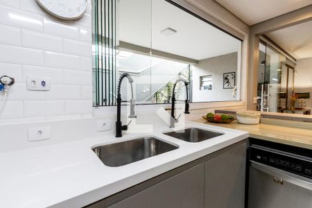 Casa à venda com 450m², 5 quartos e 4 vagas