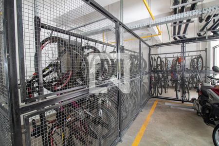 Apartamento à venda com 29m², 1 quarto e 1 vaga Apartamento à venda com 29m², 1 quarto e 1 vagaÁrea comum - Bicicletario