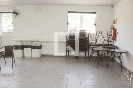 Apartamento para alugar com 45m², 2 quartos e 1 vaga Apartamento para alugar com 45m², 2 quartos e 1 vagaÁrea comum - Salão de festas
