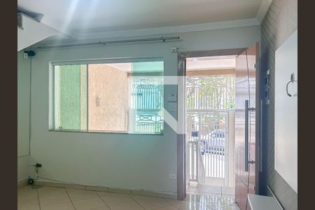 Sala de casa para alugar com 2 quartos, 220m² em Parque Sao Luis, São Paulo