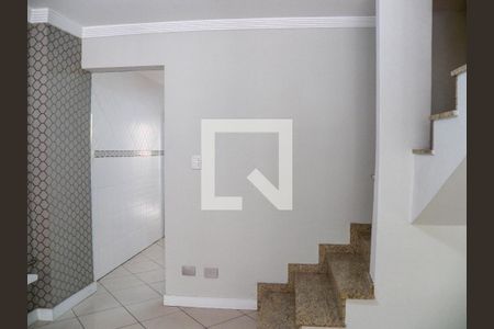 Sala de casa para alugar com 2 quartos, 220m² em Parque Sao Luis, São Paulo