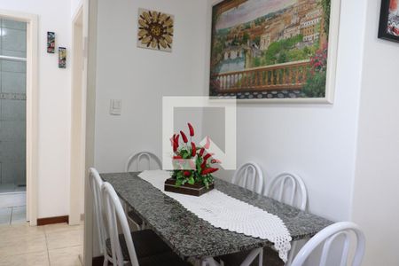 Casa à venda com 93m², 2 quartos e 1 vagaJantar