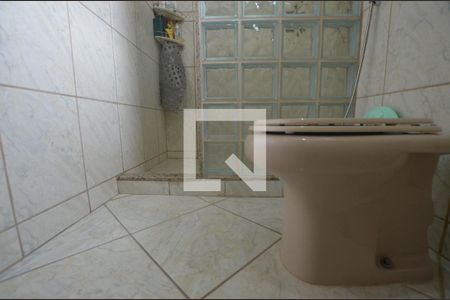 Casa à venda com 240m², 3 quartos e 3 vagasBanheiro Social