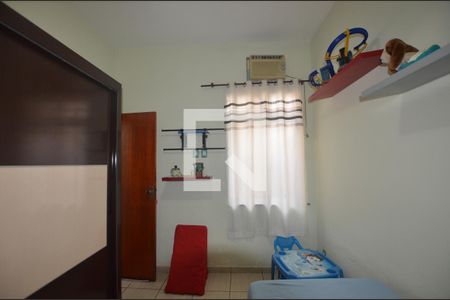 Casa à venda com 240m², 3 quartos e 3 vagasQuarto 2