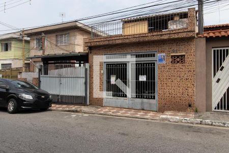 Casa à venda com 400m², 3 quartos e 1 vaga Casa à venda com 400m², 3 quartos e 1 vagaFachada