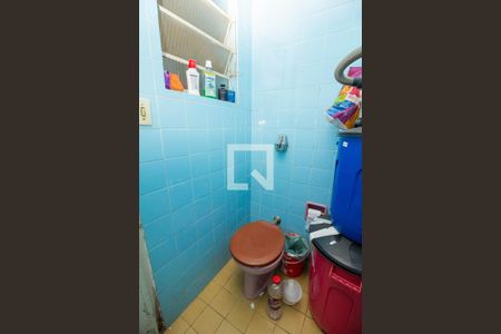 Casa à venda com 197m², 2 quartos e 3 vagas Casa à venda com 197m², 2 quartos e 3 vagasBanheiro 2