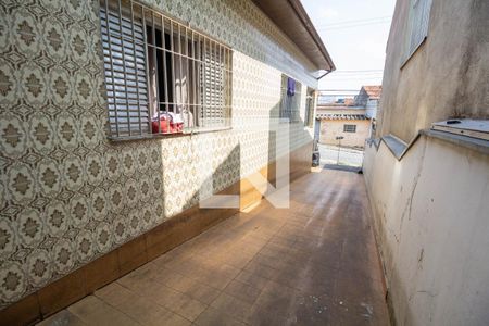 Casa à venda com 197m², 2 quartos e 3 vagas Casa à venda com 197m², 2 quartos e 3 vagasGaragem