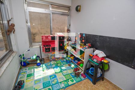 Casa à venda com 197m², 2 quartos e 3 vagas Casa à venda com 197m², 2 quartos e 3 vagasBrinquedoteca