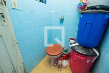 Casa à venda com 197m², 2 quartos e 3 vagas Casa à venda com 197m², 2 quartos e 3 vagasBanheiro 2