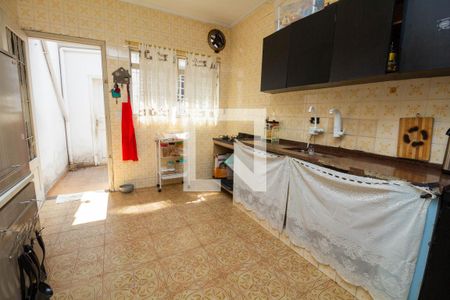 Casa à venda com 197m², 2 quartos e 3 vagas Casa à venda com 197m², 2 quartos e 3 vagasCozinha
