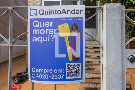 Casa à venda com 197m², 2 quartos e 3 vagas Casa à venda com 197m², 2 quartos e 3 vagasFachada - plaquinha