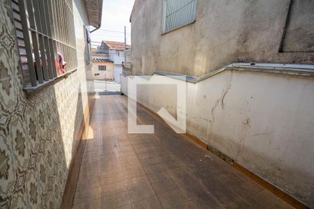 Casa à venda com 197m², 2 quartos e 3 vagas Casa à venda com 197m², 2 quartos e 3 vagasGaragem