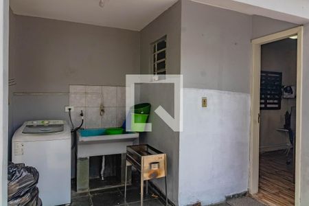 Casa à venda com 164m², 3 quartos e 8 vagas Casa à venda com 164m², 3 quartos e 8 vagasÁrea comum