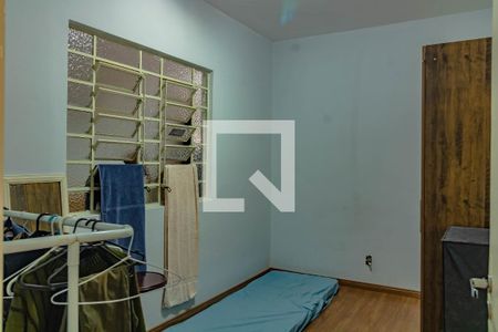 Casa à venda com 164m², 3 quartos e 8 vagas Casa à venda com 164m², 3 quartos e 8 vagasQuarto 1