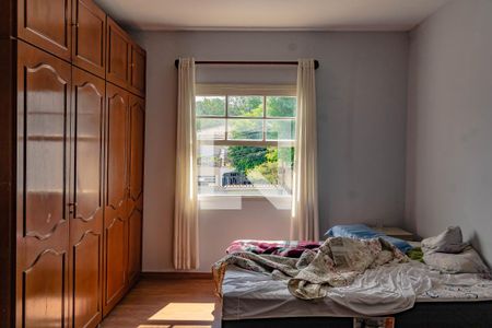 Casa à venda com 164m², 3 quartos e 8 vagas Casa à venda com 164m², 3 quartos e 8 vagasQuarto 3