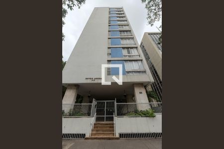 Apartamento à venda com 190m², 3 quartos e 1 vaga Apartamento à venda com 190m², 3 quartos e 1 vagaFachada