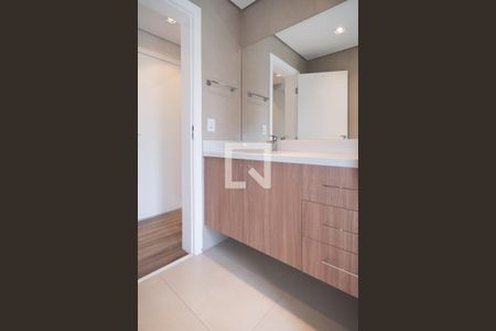 Apartamento à venda com 190m², 3 quartos e 1 vaga Apartamento à venda com 190m², 3 quartos e 1 vagaBanheiro Quarto 2 - Suíte