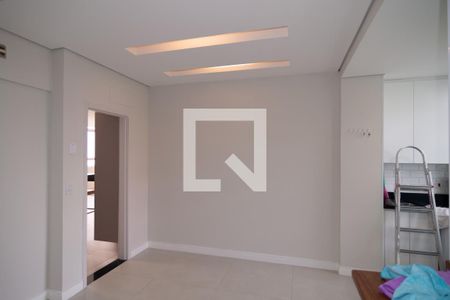 Apartamento à venda com 190m², 3 quartos e 1 vaga Apartamento à venda com 190m², 3 quartos e 1 vagaÁrea de Serviço