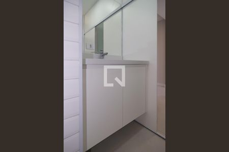 Apartamento à venda com 190m², 3 quartos e 1 vaga Apartamento à venda com 190m², 3 quartos e 1 vagaBanheiro de Serviço