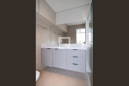 Apartamento à venda com 190m², 3 quartos e 1 vaga Apartamento à venda com 190m², 3 quartos e 1 vagaBanheiro Quarto 3 - Suíte