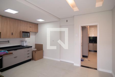 Apartamento à venda com 190m², 3 quartos e 1 vaga Apartamento à venda com 190m², 3 quartos e 1 vagaÁrea de Serviço