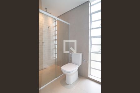 Apartamento à venda com 190m², 3 quartos e 1 vaga Apartamento à venda com 190m², 3 quartos e 1 vagaBanheiro Quarto 2 - Suíte